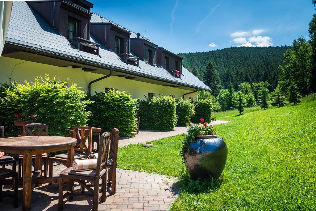 Hotel Annín Екстериор снимка
